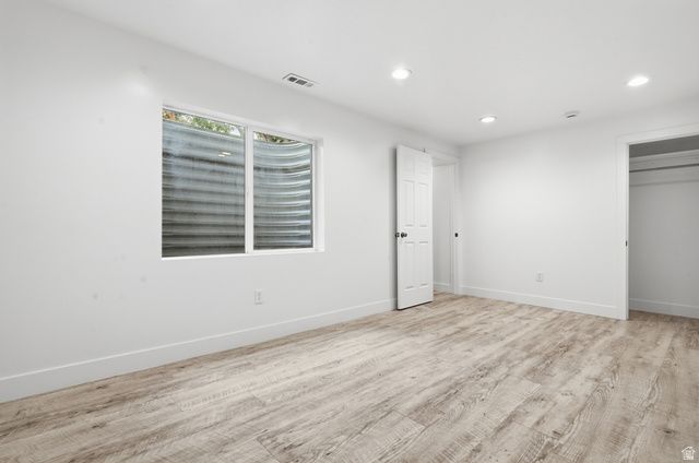 5237 W SADDLE CREEK CIR, West Jordan, UT 84081