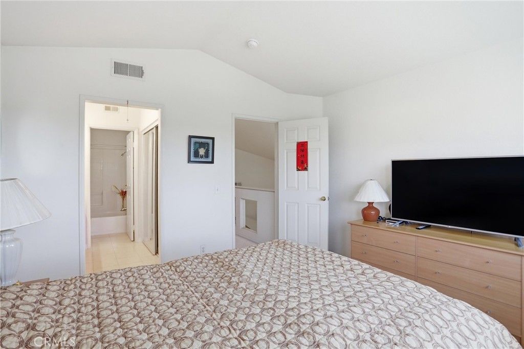 Image 20 of property listing at 902 W Princess Palm, West Covina, CA 91790