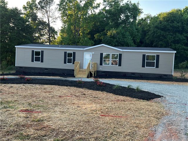 103 Twin Oaks Court, Iva, SC 29655