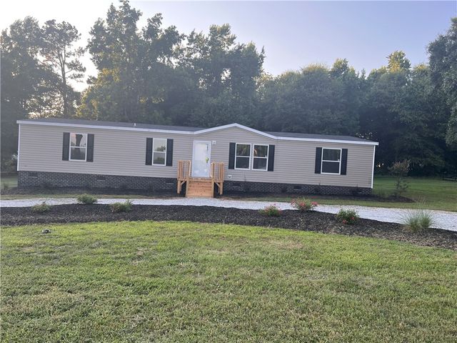 103 Twin Oaks Court, Iva, SC 29655