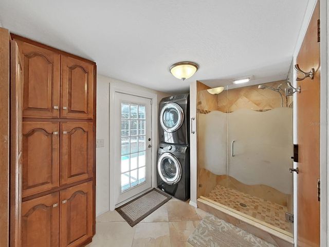 7645 HARBOR VIEW WAY, Seminole, FL 33776