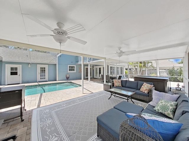7645 HARBOR VIEW WAY, Seminole, FL 33776