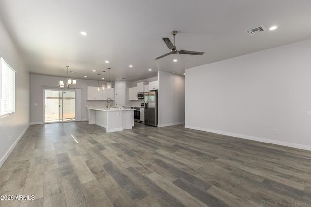 9474 W TINAJAS Drive, Arizona City, AZ 85123