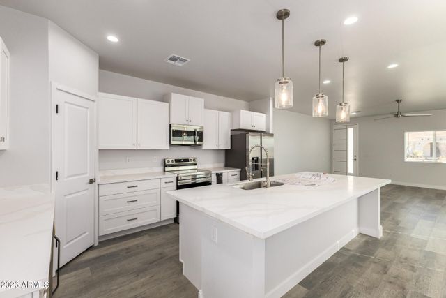 9474 W TINAJAS Drive, Arizona City, AZ 85123