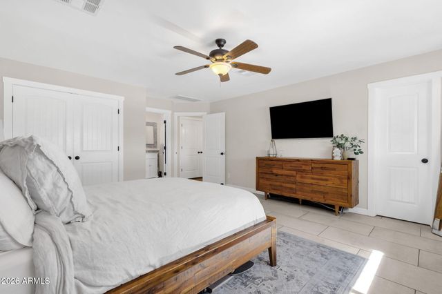 8322 E GLENROSA Avenue, Scottsdale, AZ 85251