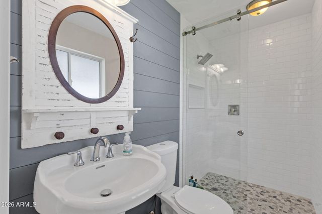 8322 E GLENROSA Avenue, Scottsdale, AZ 85251