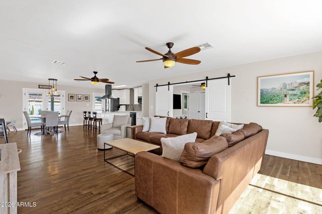 8322 E GLENROSA Avenue, Scottsdale, AZ 85251