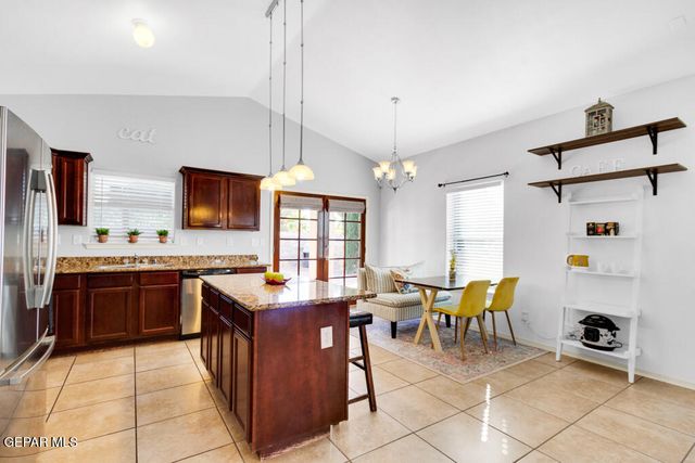 3220 Scarlett Point Drive, El Paso, TX 79938