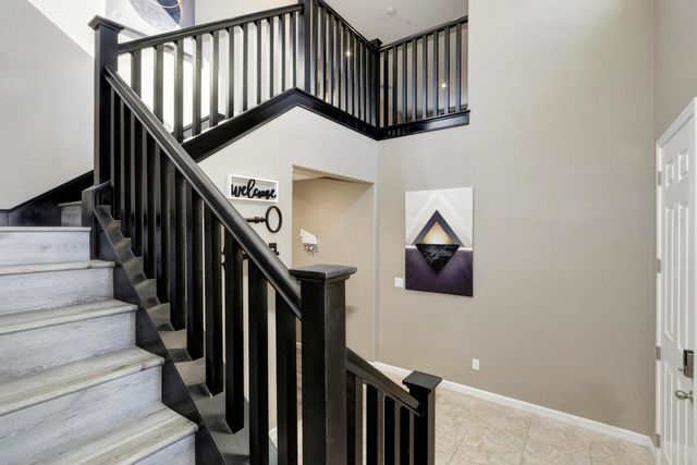 9613 Philta Way, Elk Grove, CA 95757