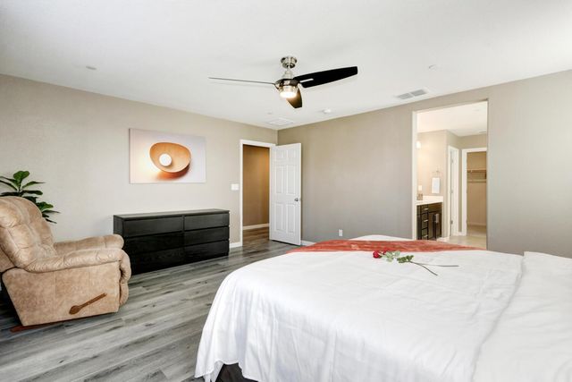 9613 Philta Way, Elk Grove, CA 95757
