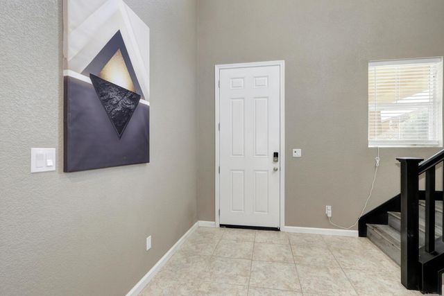 9613 Philta Way, Elk Grove, CA 95757