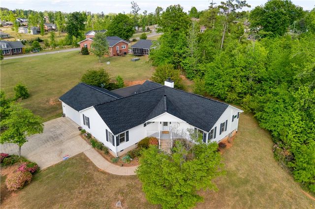 200 Leila Street, Seneca, SC 29678