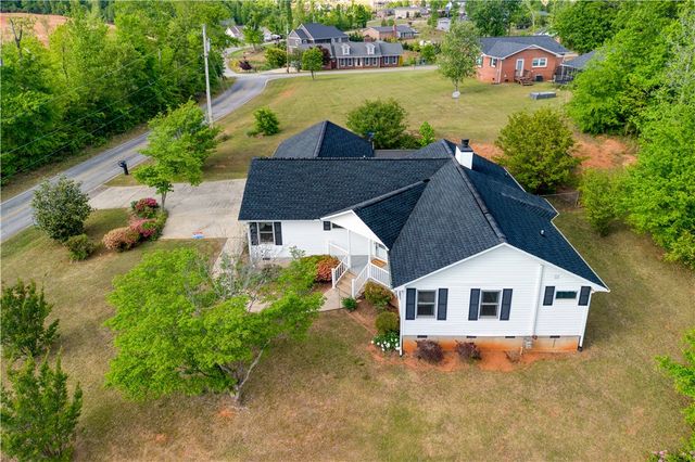 200 Leila Street, Seneca, SC 29678