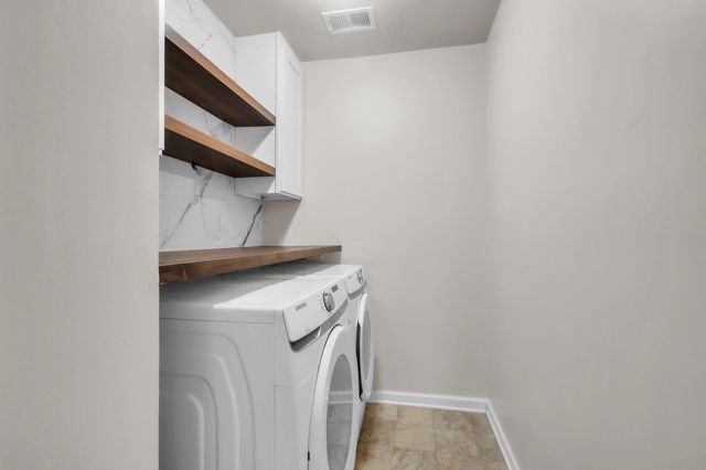 530 Falls Cottage Run, Boiling Springs, SC 29316