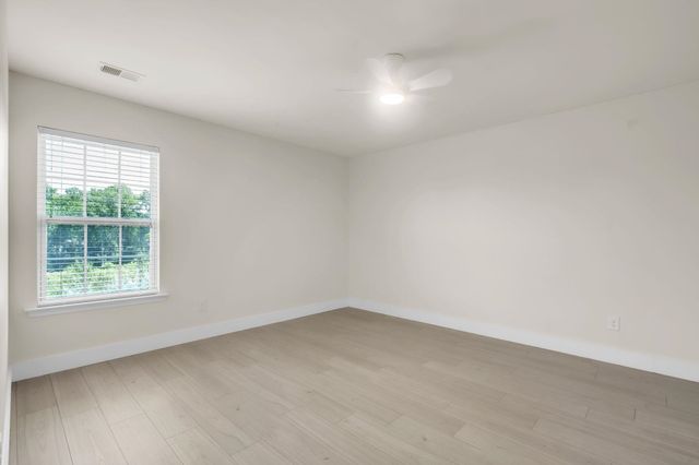 530 Falls Cottage Run, Boiling Springs, SC 29316
