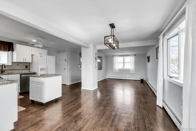 48 E Madison Street, East Islip, NY 11730