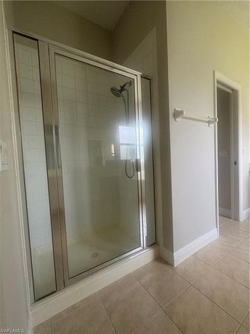 2673 Fishtail Palm CT, Naples, FL 34120