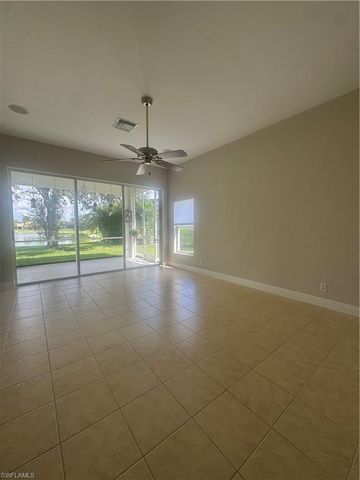 2673 Fishtail Palm CT, Naples, FL 34120