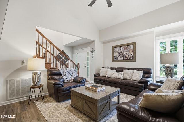 211 Crystal Springs Circle, Gray, TN 37615