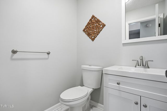 211 Crystal Springs Circle, Gray, TN 37615