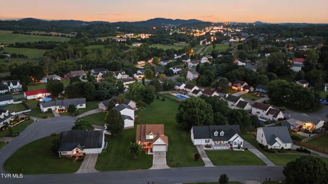 211 Crystal Springs Circle, Gray, TN 37615