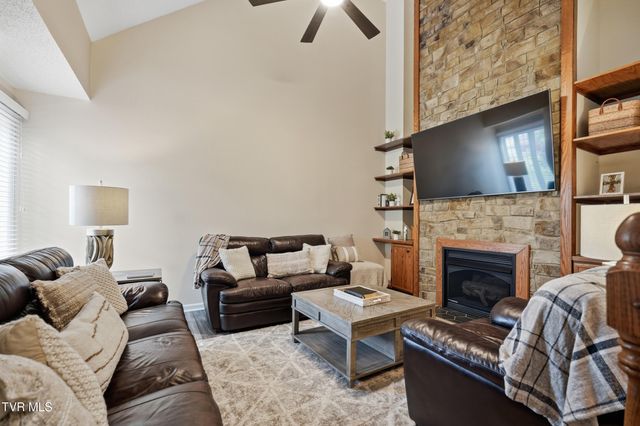 211 Crystal Springs Circle, Gray, TN 37615
