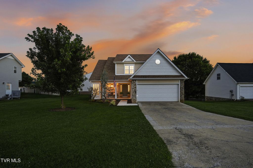 211 Crystal Springs Circle, Gray, TN 37615
