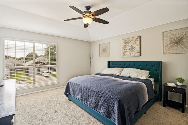 10513 Greenbriar Lane, Rowlett, TX 75089