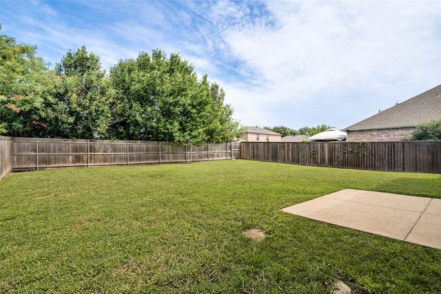 10513 Greenbriar Lane, Rowlett, TX 75089