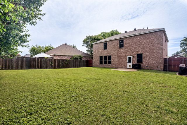 10513 Greenbriar Lane, Rowlett, TX 75089
