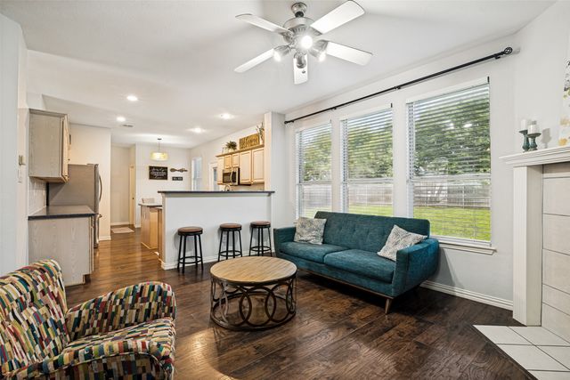 10513 Greenbriar Lane, Rowlett, TX 75089