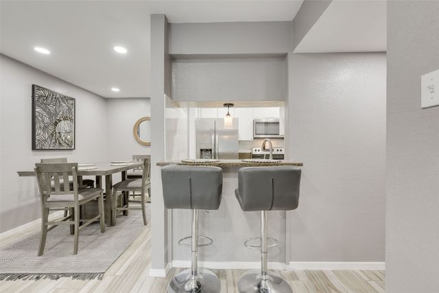 4845 Cedar Springs Road 170, Dallas, TX 75219