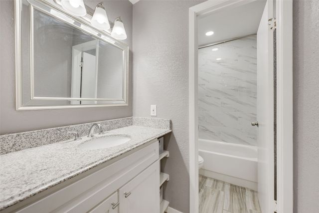 4845 Cedar Springs Road 170, Dallas, TX 75219
