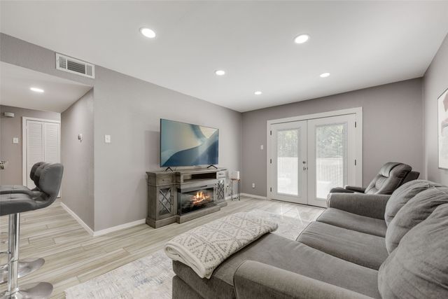 4845 Cedar Springs Road 170, Dallas, TX 75219