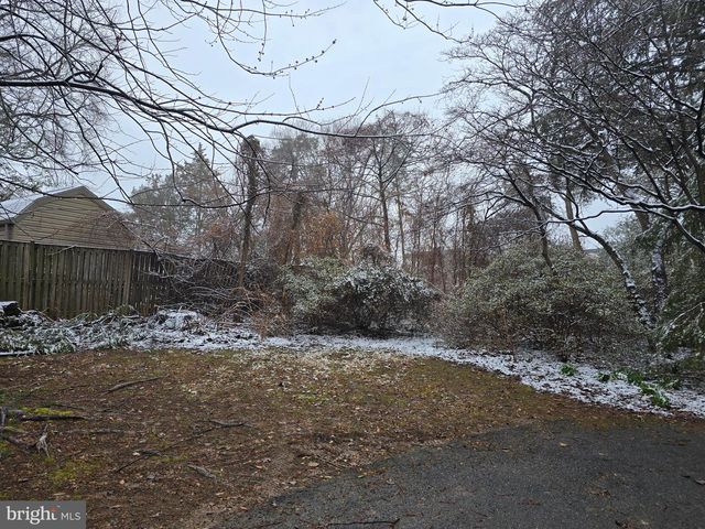 1528 PATHFINDER LN, Mclean, VA 22101