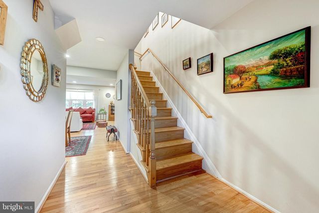 7779 TIVERTON DR, Springfield, VA 22152