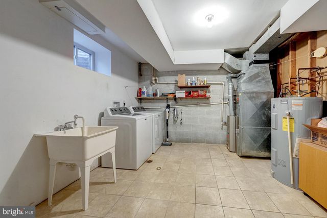 7779 TIVERTON DR, Springfield, VA 22152