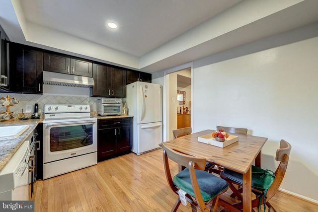 7779 TIVERTON DR, Springfield, VA 22152