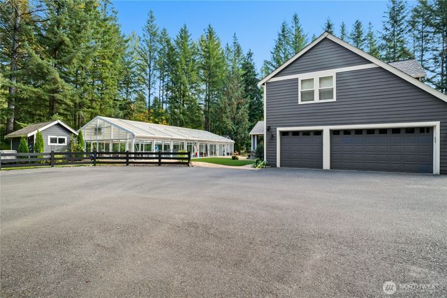 27924 SE 268th Street, Ravensdale, WA 98051