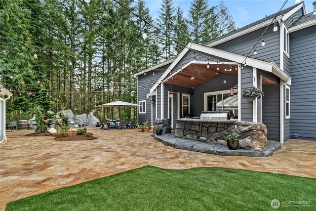 27924 SE 268th Street, Ravensdale, WA 98051