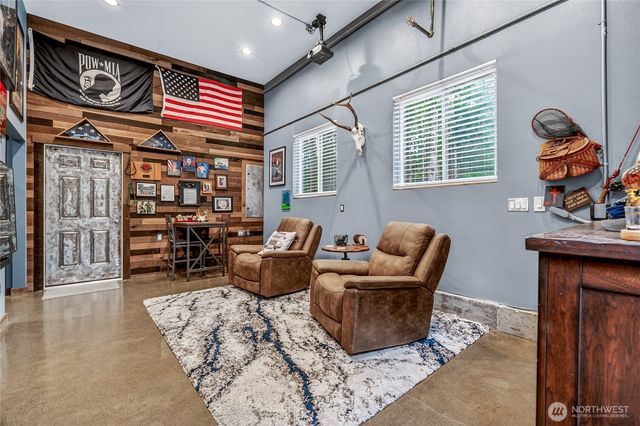 27924 SE 268th Street, Ravensdale, WA 98051