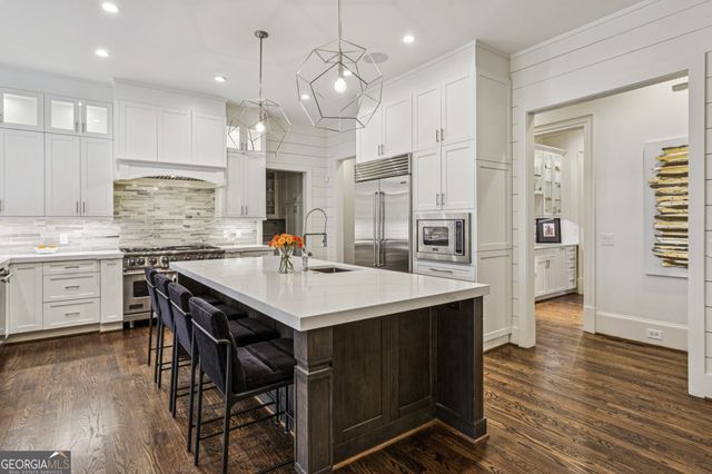 305 Forrest Lake Drive, Sandy Springs, GA 30327