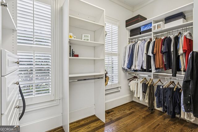 305 Forrest Lake Drive, Sandy Springs, GA 30327