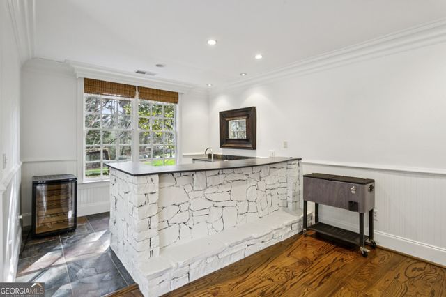 305 Forrest Lake Drive, Sandy Springs, GA 30327