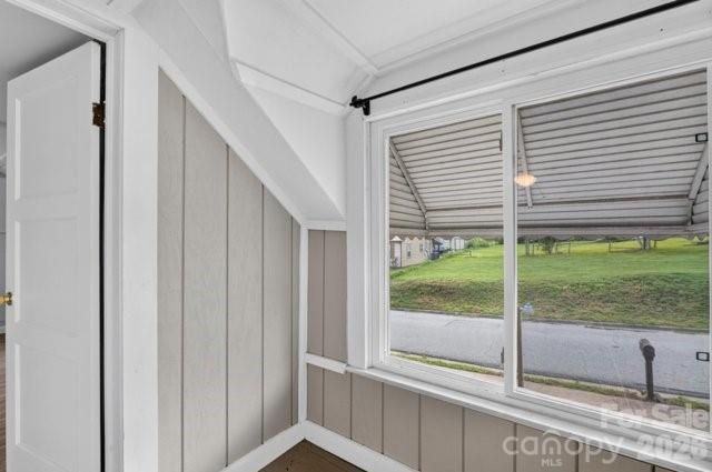 403 SW Spruce Street SW, Lenoir, NC 28645
