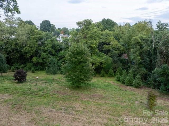 403 SW Spruce Street SW, Lenoir, NC 28645