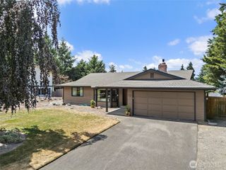 13822 109th Avenue Ct E, Puyallup, WA 98374