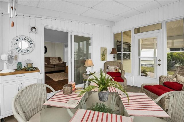 808 53RD AVENUE E 209, Bradenton, FL 34203