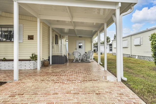 808 53RD AVENUE E 209, Bradenton, FL 34203