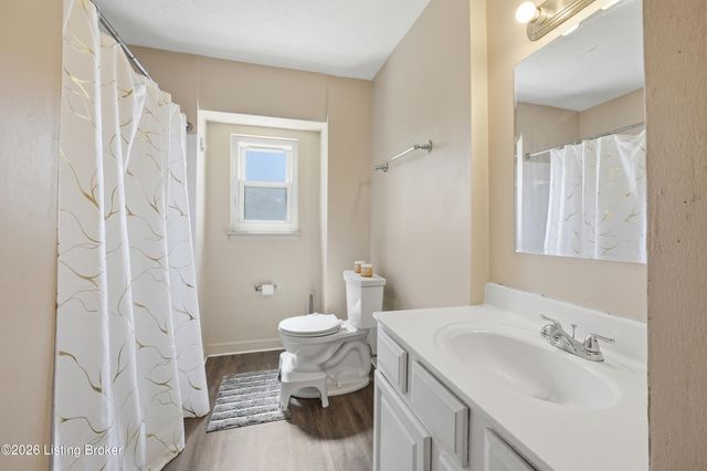 9612 Westport Rd APT 11, Louisville, KY 40241